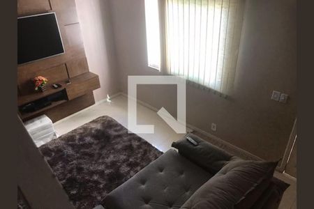 Casa à venda com 2 quartos, 111m² em Irajá, Rio de Janeiro