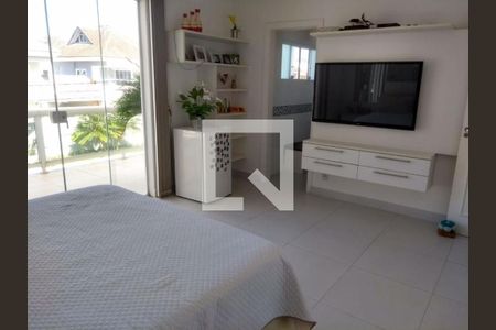 Casa à venda com 3 quartos, 280m² em Vargem Pequena, Rio de Janeiro