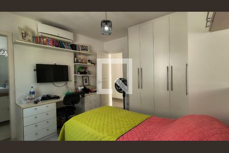 Suíte 1 de casa de condomínio à venda com 3 quartos, 280m² em Vargem Pequena, Rio de Janeiro