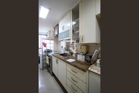 Cozinha de apartamento à venda com 2 quartos, 138m² em Barra da Tijuca, Rio de Janeiro