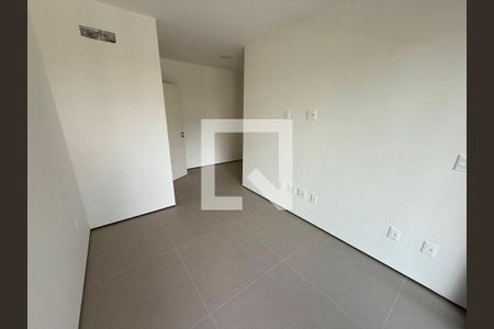 Casa à venda com 4 quartos, 492m² em Barra da Tijuca, Rio de Janeiro