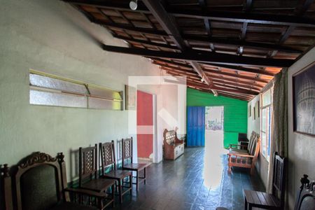 Sala de casa à venda com 2 quartos, 243m² em Jaqueline, Belo Horizonte