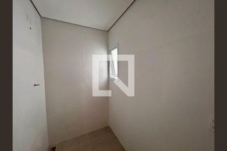 Banheiro da Suíte 2 de casa à venda com 4 quartos, 135m² em Vila Augusta, Guarulhos