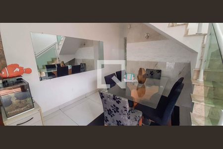 Sala 3 de casa à venda com 3 quartos, 280m² em Padroeira, Osasco
