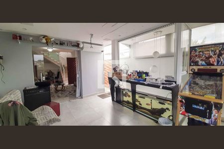 Sala 1 de casa à venda com 3 quartos, 280m² em Padroeira, Osasco