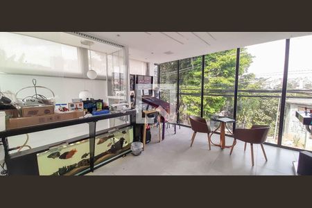 Sala 1 de casa à venda com 3 quartos, 280m² em Padroeira, Osasco