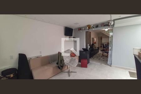 Sala 1 de casa à venda com 3 quartos, 280m² em Padroeira, Osasco