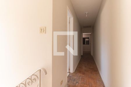 Corredor de casa à venda com 3 quartos, 200m² em Vila Mariana, São Paulo