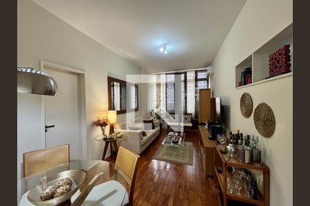 Sala de apartamento à venda com 2 quartos, 80m² em Copacabana, Rio de Janeiro