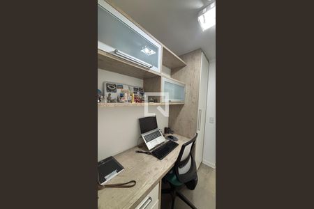 Escritório de apartamento à venda com 2 quartos, 97m² em Vila Bastos, Santo André