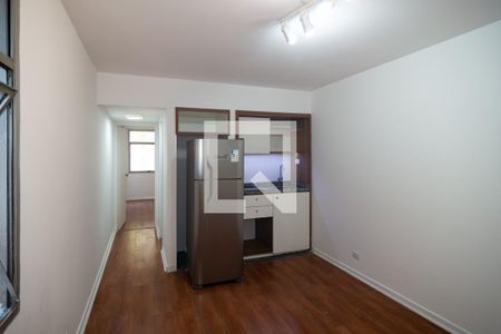 Sala/Cozinha de apartamento para alugar com 1 quarto, 35m² em Consolação, São Paulo