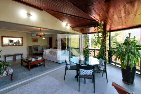 Varanda de apartamento à venda com 4 quartos, 360m² em Barra da Tijuca, Rio de Janeiro