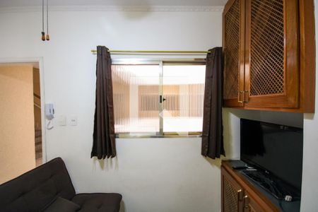 Sala de apartamento para alugar com 1 quarto, 52m² em Vila Tupi, Praia Grande