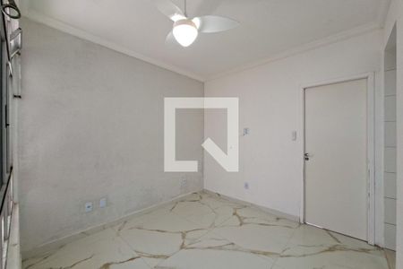 Sala de kitnet/studio para alugar com 1 quarto, 28m² em Aviação, Praia Grande