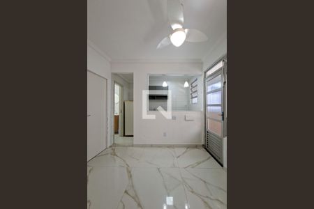 Sala de kitnet/studio para alugar com 1 quarto, 28m² em Aviação, Praia Grande
