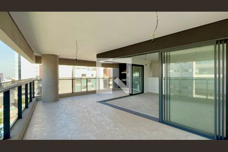 Varanda gourmet de apartamento à venda com 4 quartos, 195m² em Sumarezinho, São Paulo