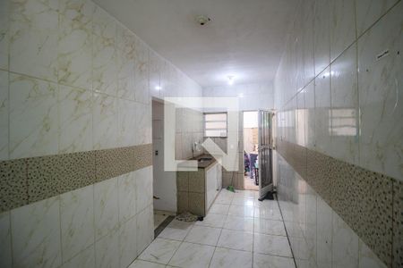 Cozinha de casa para alugar com 1 quarto, 60m² em Andrade Araujo, Belford Roxo