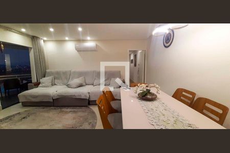Sala de apartamento à venda com 3 quartos, 104m² em Km 18, Osasco