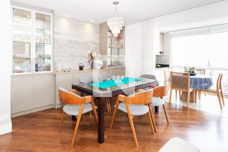 Sala de apartamento à venda com 2 quartos, 127m² em Pompeia, São Paulo