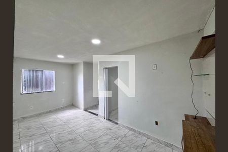 Sala de apartamento para alugar com 1 quarto, 80m² em Vargem Grande, Rio de Janeiro