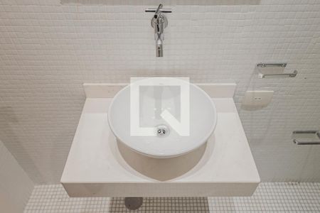 Lavabo de apartamento à venda com 3 quartos, 130m² em Jardim Paulista, São Paulo