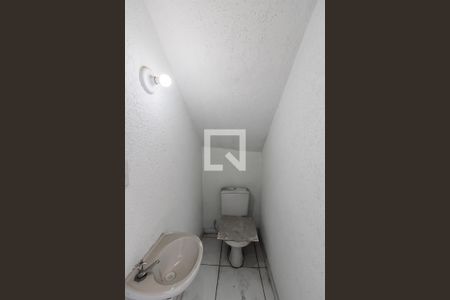 Lavabo de casa para alugar com 2 quartos, 85m² em Jardim Arize, São Paulo