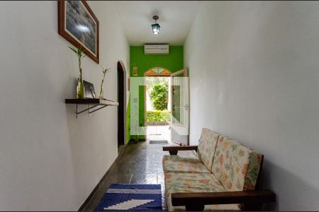 Corredor de casa à venda com 2 quartos, 100m² em Vila Palmeiras, São Paulo