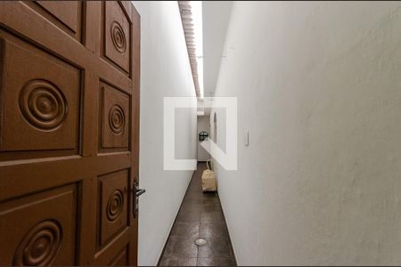 Corredor de casa à venda com 2 quartos, 100m² em Vila Palmeiras, São Paulo
