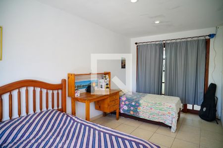 Quarto 1 de casa à venda com 3 quartos, 450m² em Serra Grande, Niterói