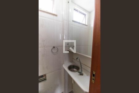 Lavabo de apartamento à venda com 2 quartos, 55m² em Fonseca, Niterói
