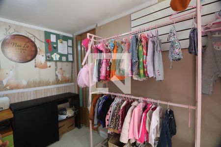 Quarto 1 de casa de condomínio à venda com 3 quartos, 81m² em Rio Branco, Canoas