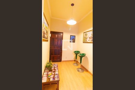 Sala de apartamento à venda com 3 quartos, 90m² em Centro, Niterói