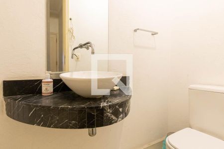 Lavabo de apartamento à venda com 3 quartos, 150m² em Vila Buarque, São Paulo