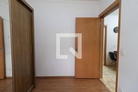 Quarto 1 de apartamento para alugar com 2 quartos, 47m² em Residencial Parque dos Servidores, Ribeirão Preto