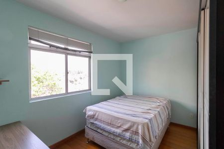 Quarto 1 de apartamento para alugar com 3 quartos, 154m² em Vila Santa Rosa, Belo Horizonte