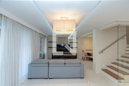 Sala de apartamento para alugar com 2 quartos, 179m² em Vila Cordeiro, São Paulo