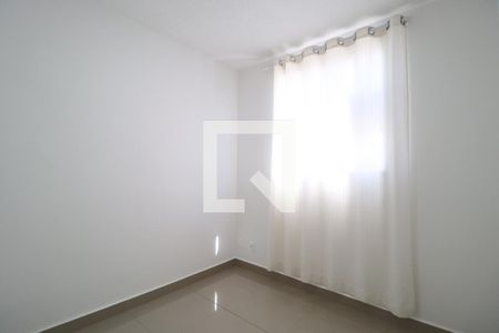 Quarto 2 de apartamento para alugar com 2 quartos, 55m² em Chácaras Tubalina E Quartel, Uberlândia