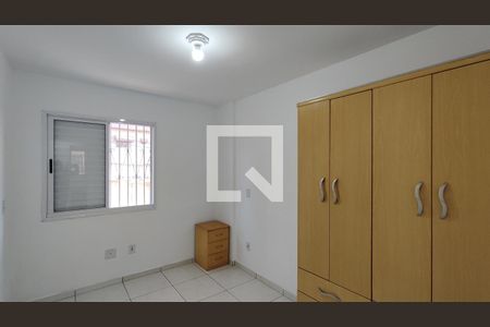 Quarto 1 de apartamento à venda com 2 quartos, 50m² em Vila Carmosina, São Paulo