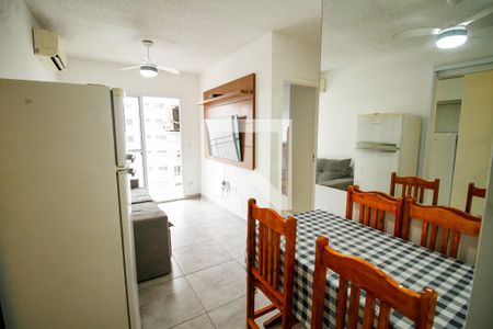 Sala de apartamento para alugar com 2 quartos, 72m² em Ocian, Praia Grande