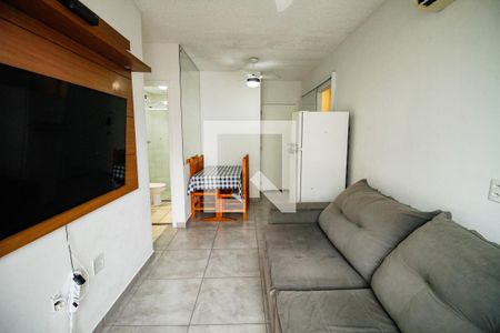 Sala de apartamento para alugar com 2 quartos, 72m² em Ocian, Praia Grande