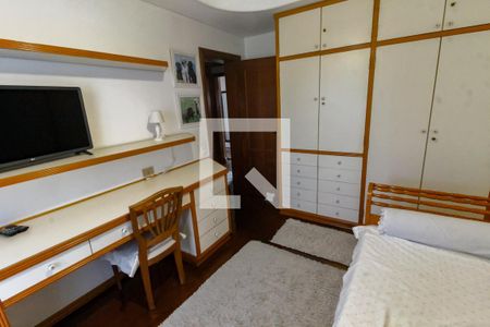 Quarto de apartamento à venda com 4 quartos, 240m² em Vila Progredior, São Paulo