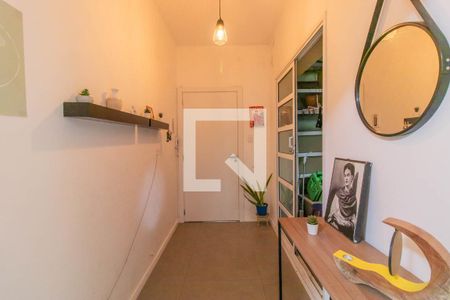 Hall de entrada de apartamento para alugar com 2 quartos, 64m² em Cidade Baixa, Porto Alegre