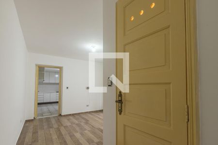 Sala 2 de casa para alugar com 2 quartos, 127m² em Planalto Paulista, São Paulo