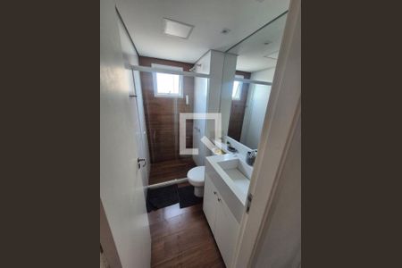 Banheiro de apartamento à venda com 2 quartos, 67m² em Mansões Santo Antônio, Campinas