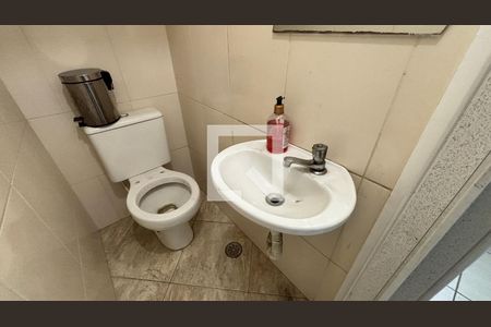 Lavabo de casa à venda com 2 quartos, 100m² em Vila Pires, Santo André