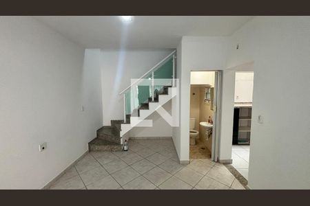 Sala de casa à venda com 2 quartos, 100m² em Vila Pires, Santo André