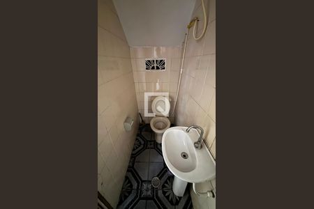Lavabo de casa à venda com 3 quartos, 96m² em Vila Vitória, Santo André