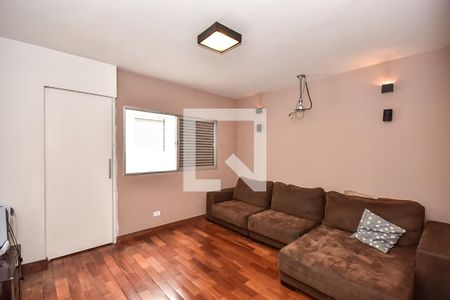 Sala de Tv  de casa à venda com 3 quartos, 260m² em Vila Progredior, São Paulo