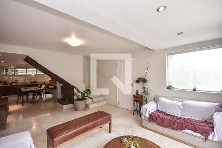 Sala de casa à venda com 3 quartos, 260m² em Vila Progredior, São Paulo