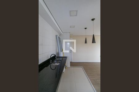 Sala/Cozinha de apartamento à venda com 3 quartos, 55m² em Conjunto Residencial José Bonifácio, São Paulo